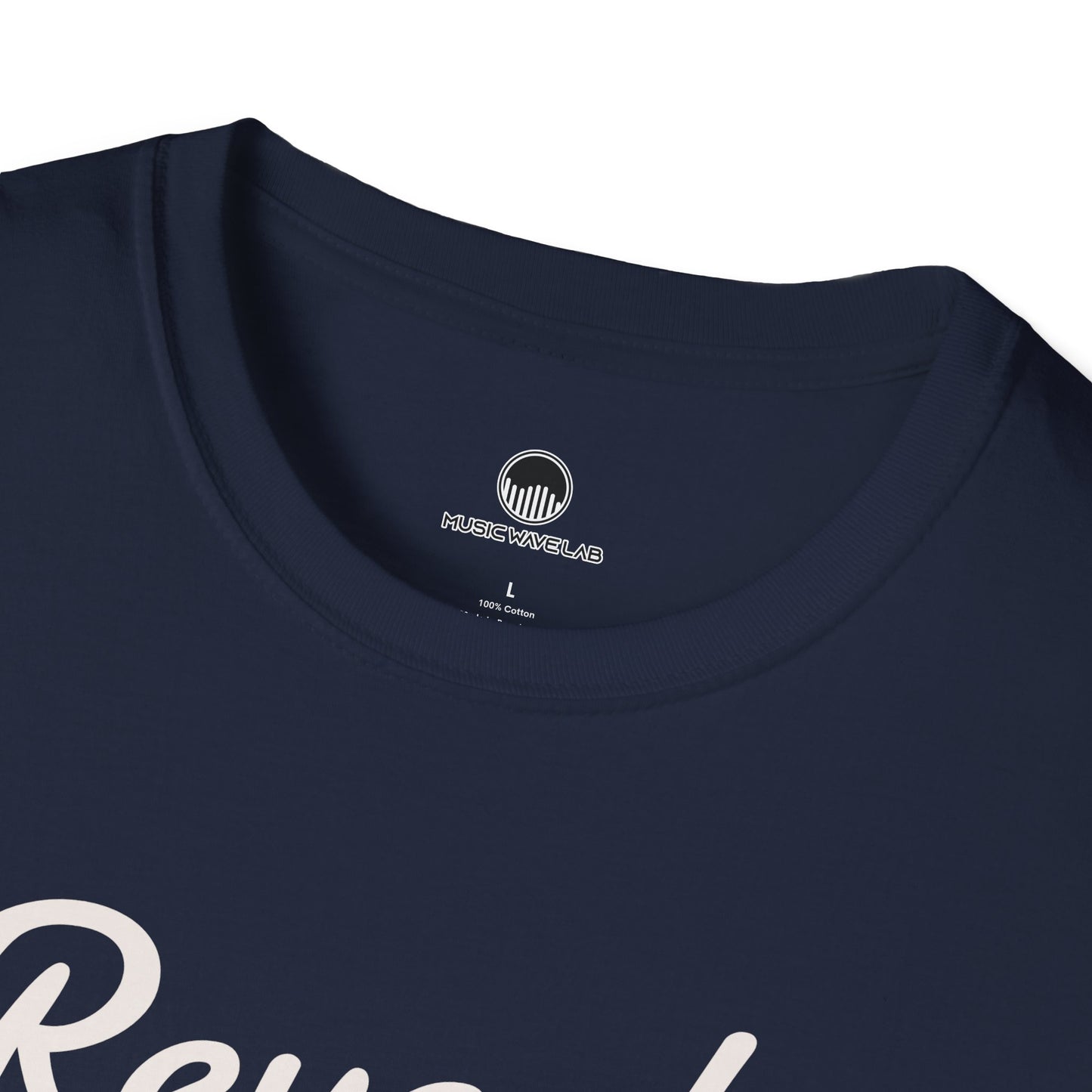 Reverb Minimal Vintage Tee