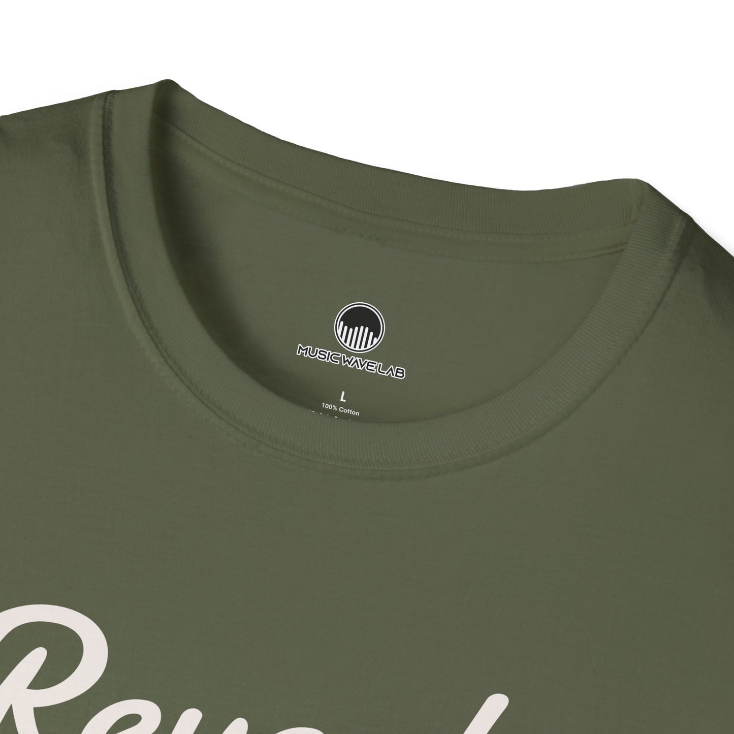 Reverb Minimal Vintage Tee